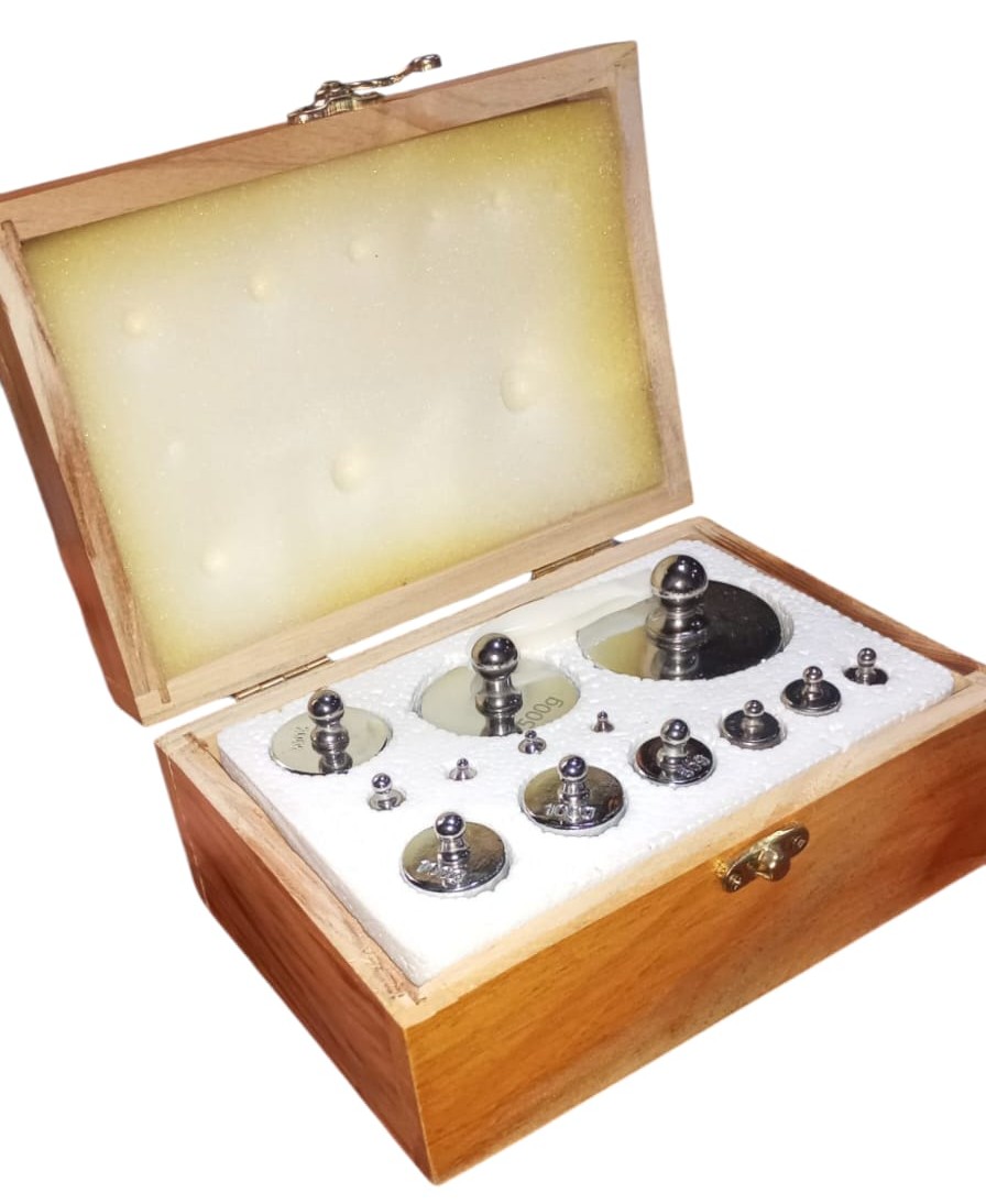 Peso Patrón 1000 Grs. (1 kg.) hasta1 Grs. Kit 13 Pcs. Caja de madera