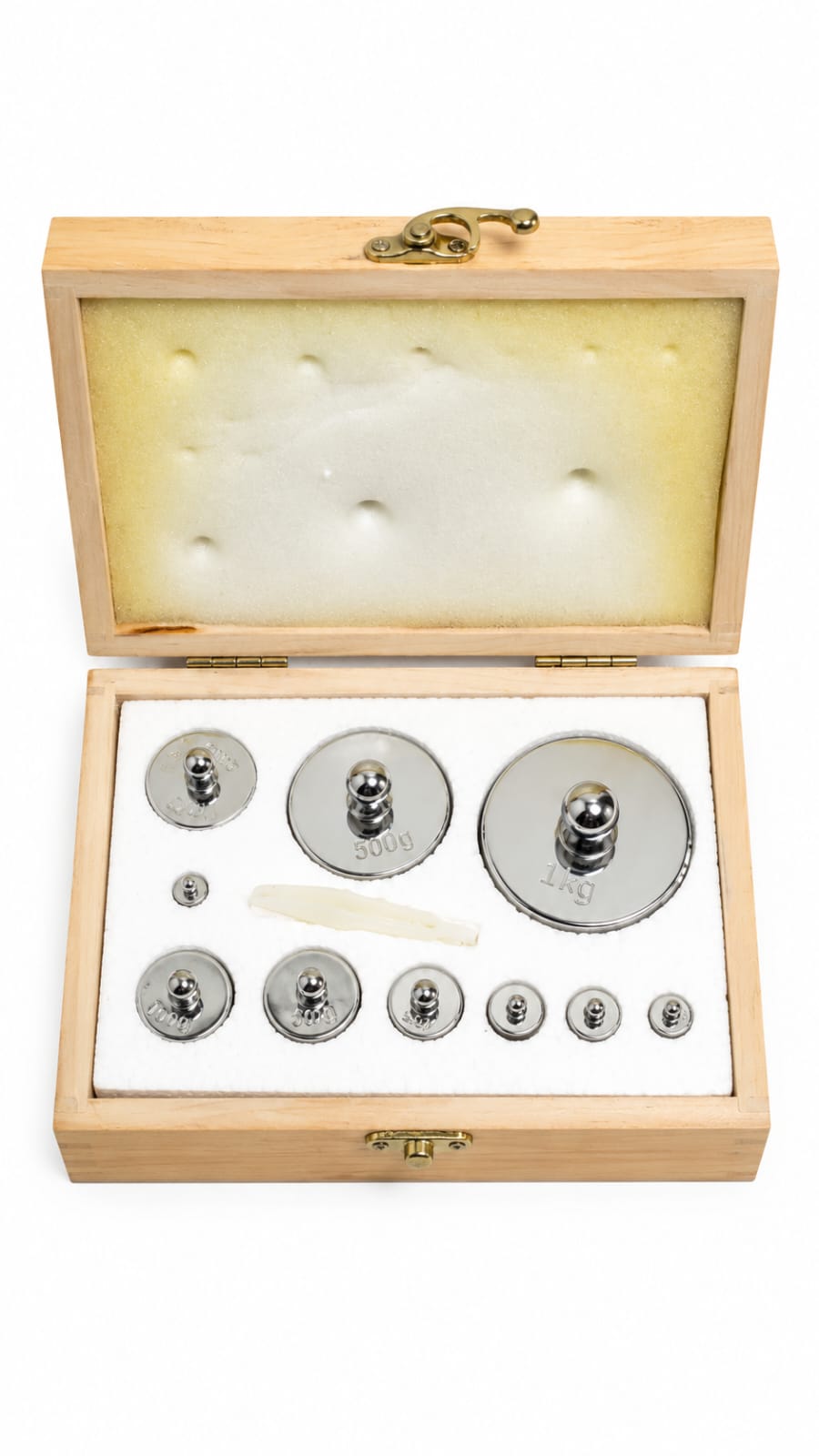 Balanza Peso Patrón Caja de Madera: 5, 10, 20(2),50, 100(2),200, 500 y 1000 Grs. Cromado